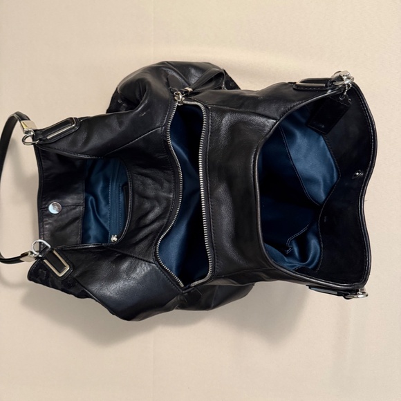 Coach triple compartment black animal print bag - Picture 5 of 7